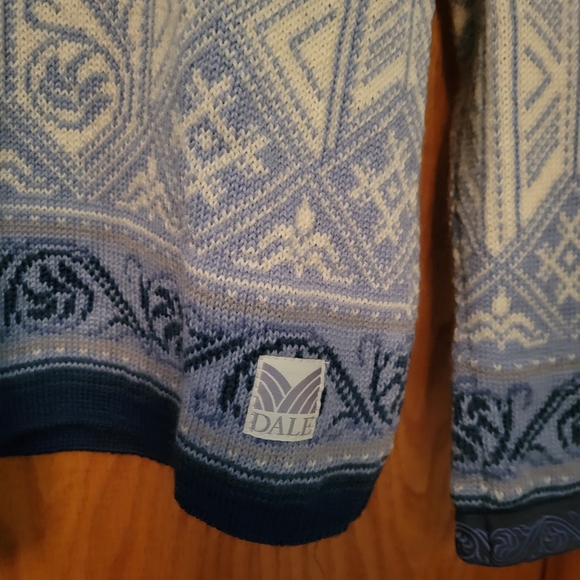 Dale Of Norway Sweater - Picture 3 of 12
